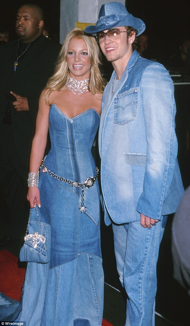 
	
	Britney Spears và Justin Timberlake